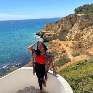 Meet your Posher, Serprina